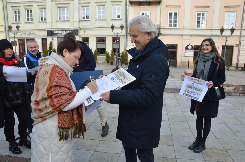 "TAK dla in vitro" w Piotrkowie - ruszyła akcja zbierania...