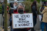 Strajk kobiet w Trzciance: ,,Nie wolno robić trumien z kobiet" 