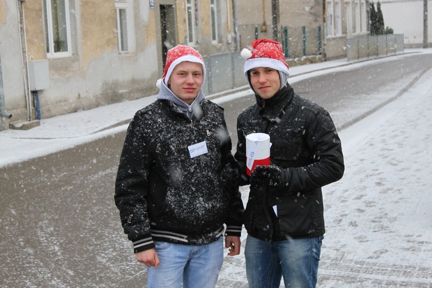 Malbork, Dzierzgoń: Zbierali pieniądze na paczki dla kombatantów