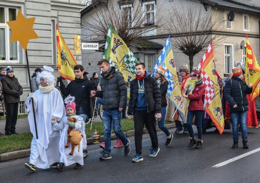 Orszak Trzech Króli po raz ósmy w Szamotułach [ZDJĘCIA]