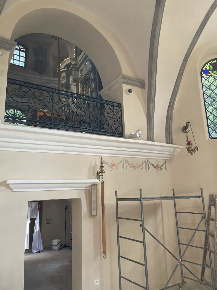 Finiszuje remont kościoła świętej Anny w Chojnem koło...