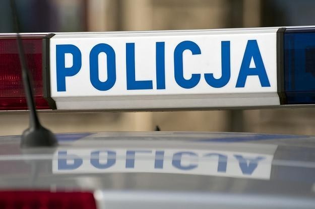 Policjanci zatrzymali dwie osoby podejrzane o dokonanie kradzieży w jednym z piotrkowskich supermarketów