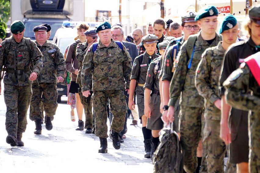 XX Marsz Szlakiem Legionów Józefa Piłsudskiego wyruszył z Lublina. Zobacz zdjęcia