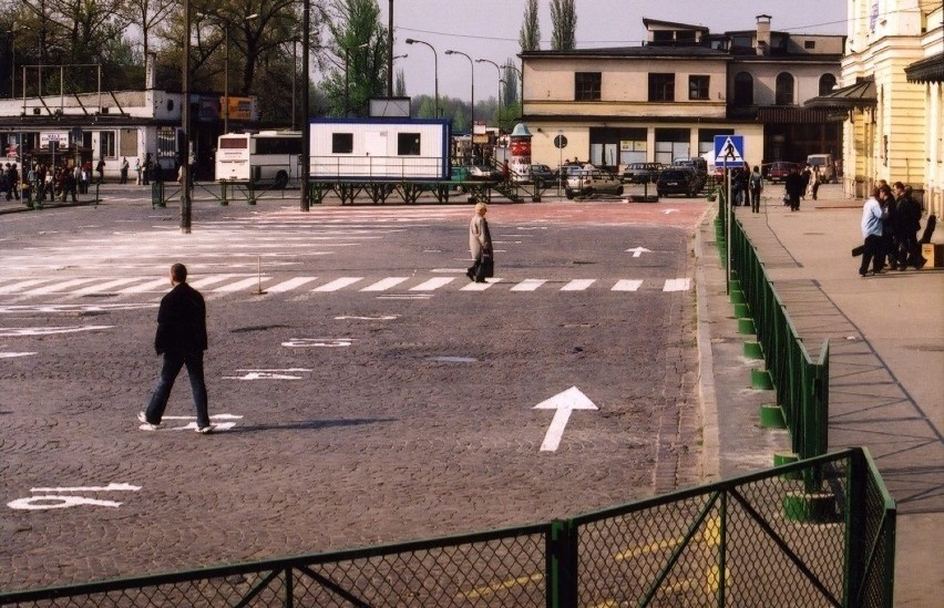 15 lat temu wielka galeria zmieniła centrum Krakowa. Jak miasto wyglądało bez niej? 5.02.2022