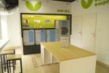 Wyprane. Pierwsza pralnia samoobsługowa w Opolu działa na rogu ulic Kośnego i Matejki [WIDEO, ZDJĘCIA]