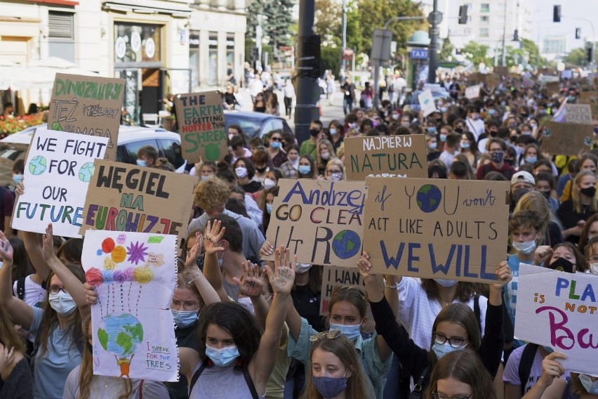 HumanDOC - zaczęło się opolskie święto kina dokumentalnego, adresowane głównie do licealistów i studentów 