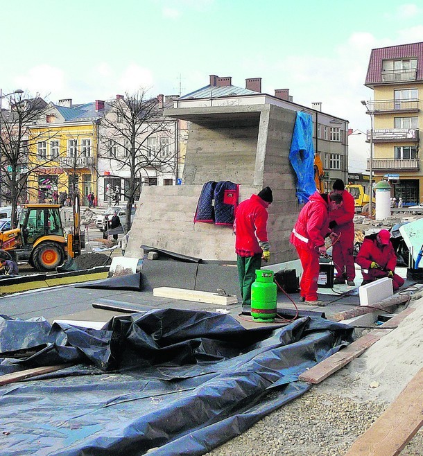 Kończą się roboty przy instalacjach wewnątrz pawilonu. Teraz...