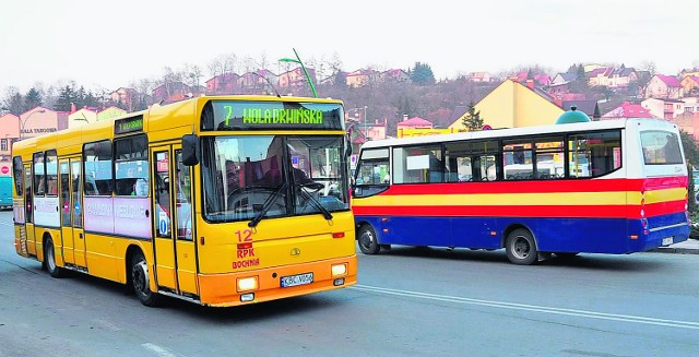 Po Bochni kursują autobusy miejskie i RPK, tylko w tych pierwszych emerycie jeźdźą gratis