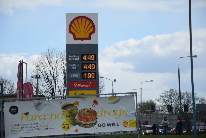 W Skierniewicach ceny paliw zatrzymały się. Nie widać kolejnych obniżek [ZDJĘCIA]