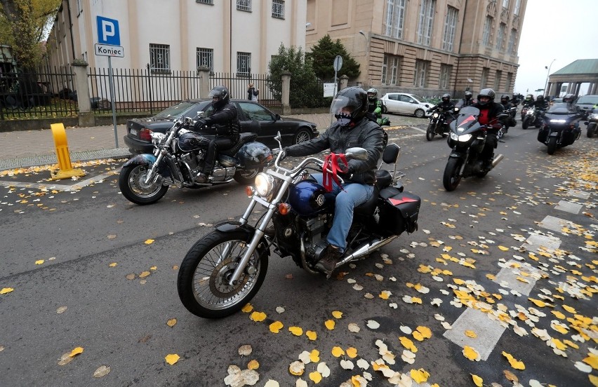 Motocykliście wspierają strajk kobiet - 7.11.2020