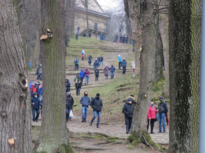 Wielki Piątek 2021 w Kalwarii Zebrzydowskiej