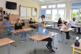 Egzamin ósmoklasisty 2021 w Zduńskiej Woli. Są wstępne wyniki ZDJĘCIA