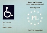 Karta parkingowa dla niepełnosprawnych. Stare karty tracą ważność 30 listopada. Złóż wniosek!