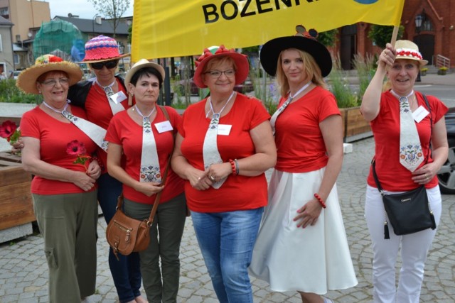 Osiem Bożenek z powiatu kartuskiego uczestniczyło w Zjeździe Bożen 2017 w Bożenkowie.