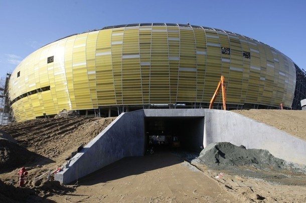 PGE Arena coraz bardziej bursztynowa