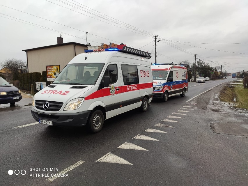OSP Radziechowice Drugie. Pojechali oddać krew, a pomogli też innej osobie. "Strażakiem jest się zawsze i wszędzie"