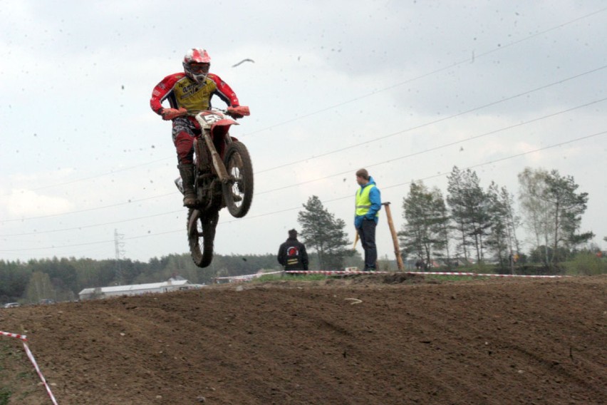 Otwarcie sezonu motocrossowego w Opatówku.