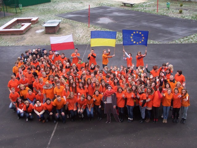 Licealiści solidarni z Ukrainą
