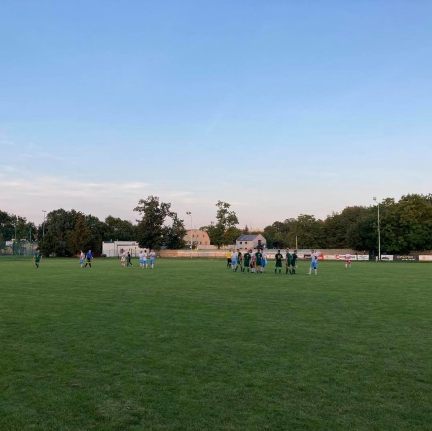 Seniorzy sycowskiej Pogoni z punktami. Derby na remis w I lidze oldbojów [FILM, ZDJĘCIA]