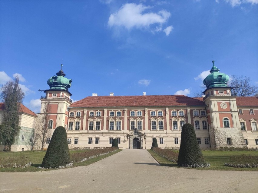 Wybierz się w weekend do parku przy Muzeum - Zamku w Łańcucie na pełen atrakcji „Dzień świąteczny"