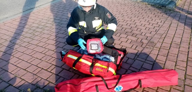 W każdej jednostce powinien być strażak-ratownik z uprawnieniami. W 97 jednostkach OSP w powiecie jasielskim mamy 275 ratowników przeszkolonych na kursach kwalifikowanej pomocy medycznej.