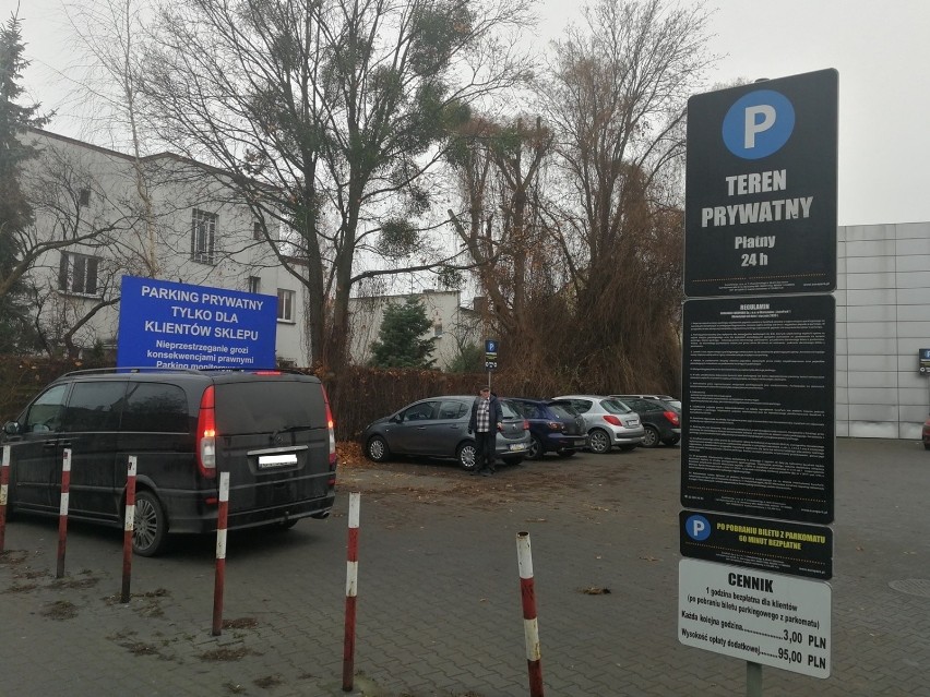 Najdroższe parkingi w Toruniu. Nie masz biletu pod sklepem? Kara nawet 95 zł!