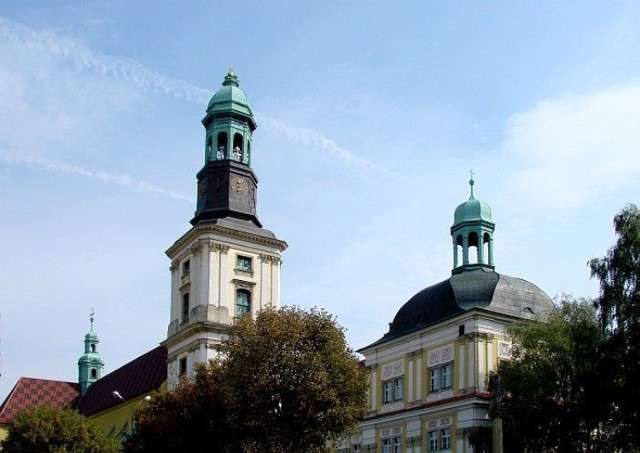 Początki zespołu klasztornego wraz z bazyliką pod wezwaniem św. Jadwigi i św. Bartłomieja w Trzebnicy sięgają roku 1202, kiedy to książę Henryk Brodaty ufundował klasztor dla zakonu cystersek. Fot. Janina Bieleńko