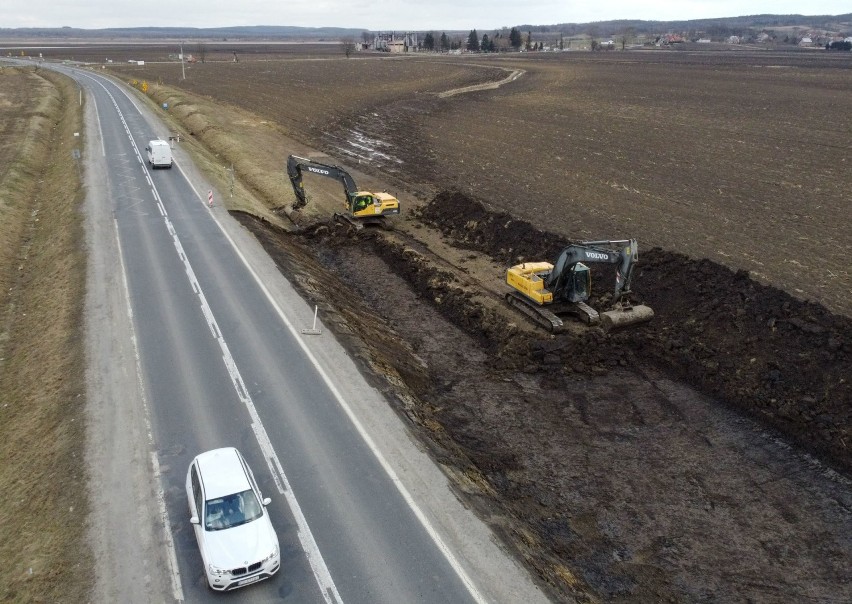 Remont drogi Przemyśl-Medyka. Zobacz zdjęcia z placu budowy