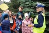 Akcja „Jabłko czy cytryna”. Uczniowie z Kurowa, Kadłuba i Skomlina z wieluńskimi policjantami zadbali o bezpieczeństwo