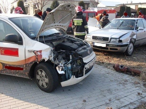 Wypadek na skrzyżowaniu w Modlibogowicach