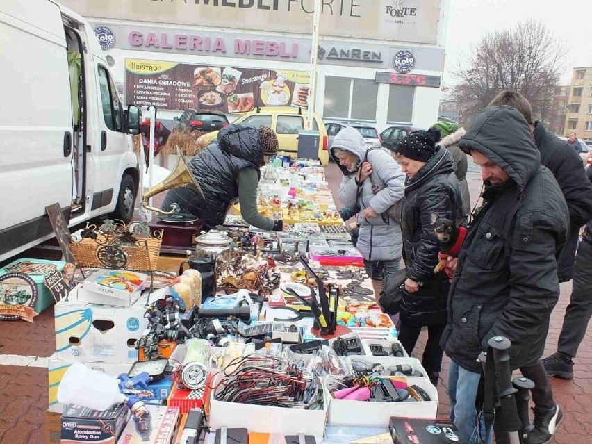 Giełda staroci i różności w Starachowicach. Zobaczcie, co można było upolować