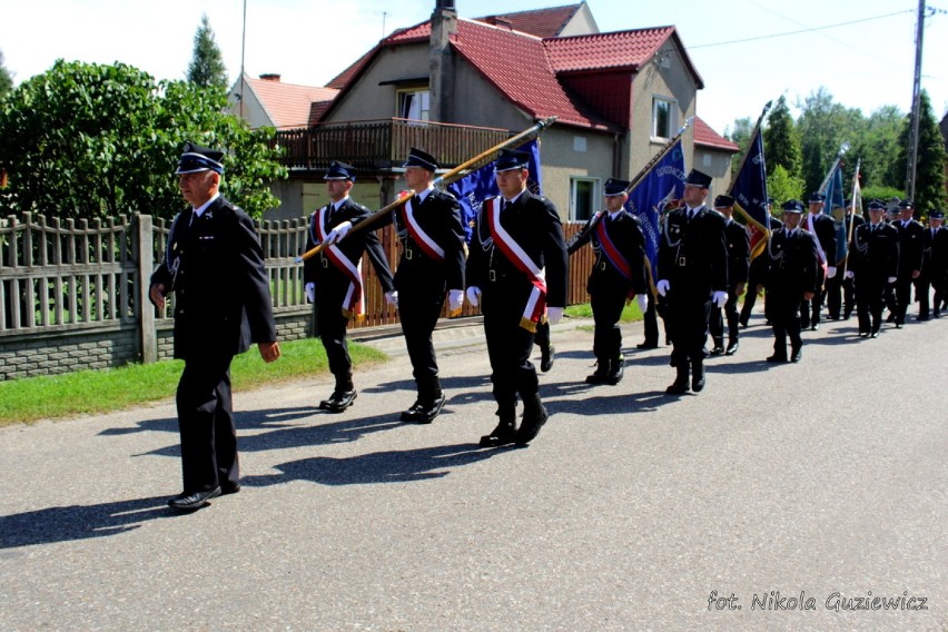 Ochotnicza Straż Pożarna w Hadrze świętowała 90-lecie swojego istnienia. Była msza św., odznaczenia i występy artystyczne [ZDJĘCIA]