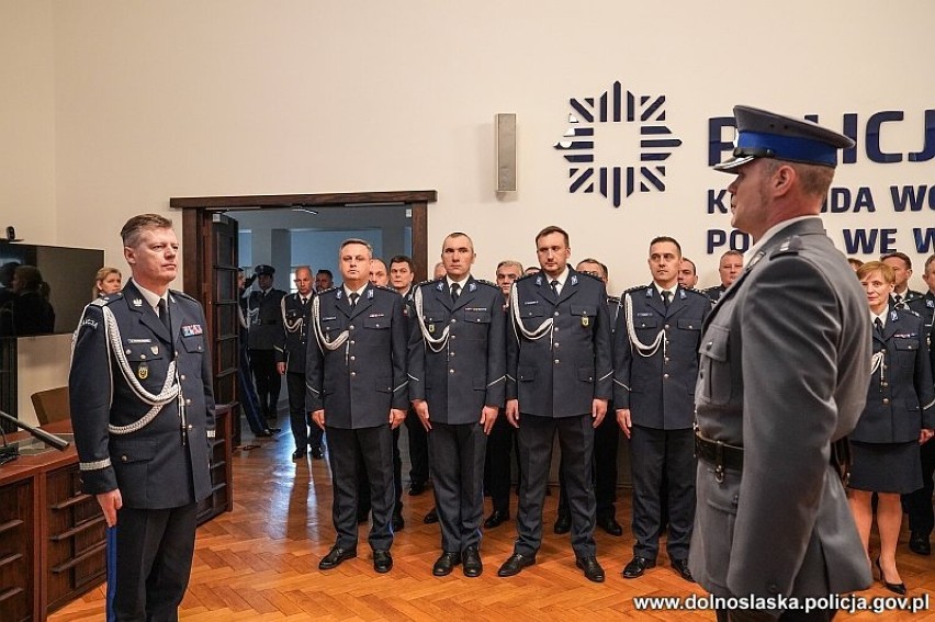 Nowe policjantki i policjanci na Dolnym Śląsku złożyli...