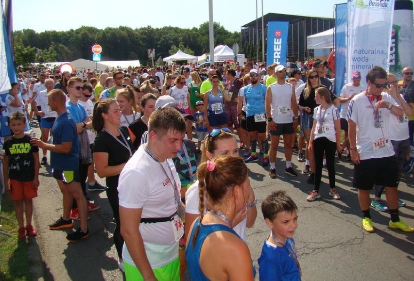 Sportowa odsłona Tauron Life Festival Oświęcim. Bieg z udziałem Estery walczącej z ciężką chorobą ZDJĘCIA CZ.I