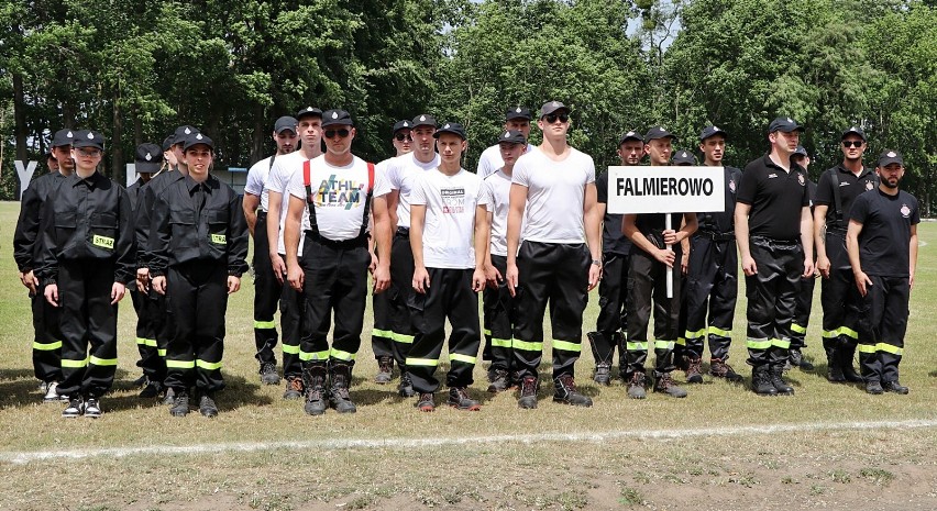 Gminne zawody sportowo-pożarnicze w Wyrzysku. Z nieba lał się żar, ale na strażaków nie było mocnych! 