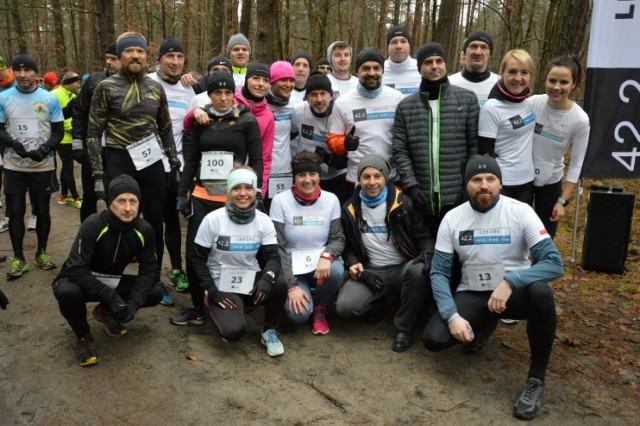 Po raz 7 Stowarzyszenie Rekreacyjno - Sportowe Klub 42,2 organizuje bieg i marsz Sylwestrowy.