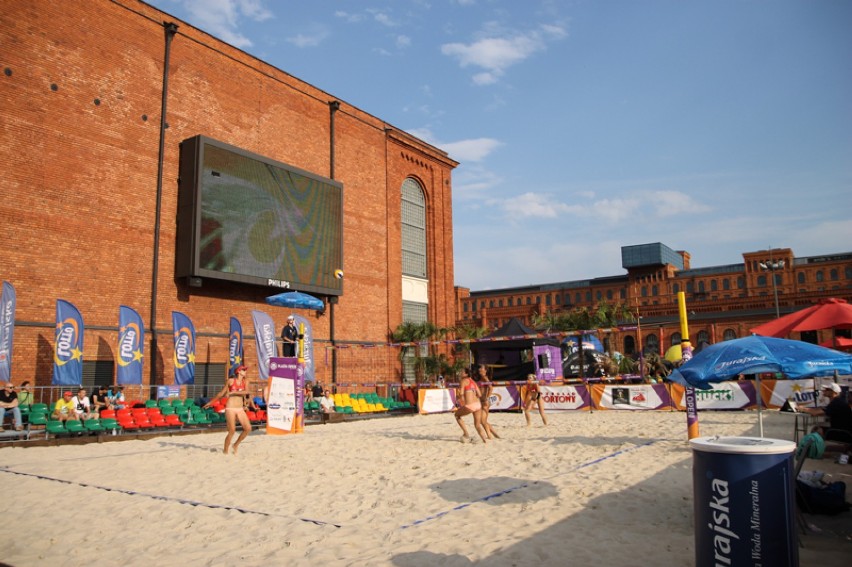 Turniej Plaża Open 2014 w Manufakturze.