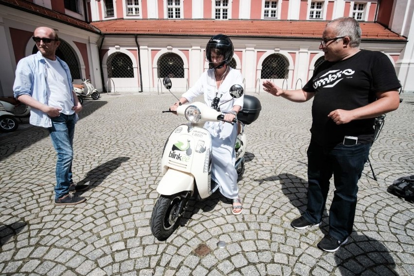 Poznaniacy mogą wypożyczać skutery na minuty