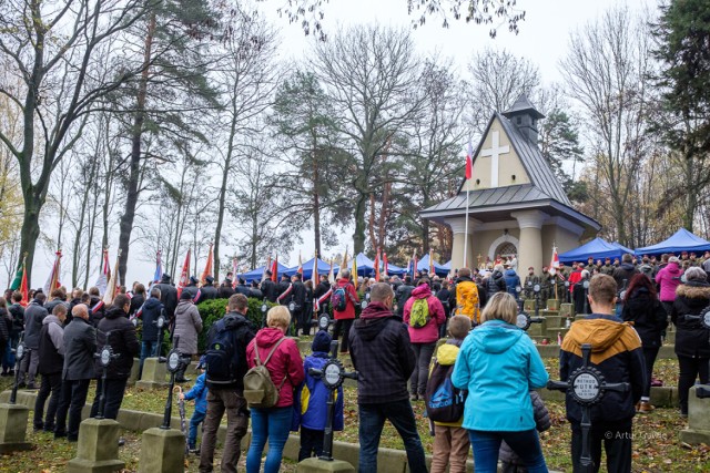 XXIII Ogólnopolski Zlot Niepodległościowy w Łowczówku