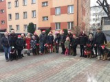 Powiat oświęcimski. Moto Mikołaje z psami i prezentami odwiedzali w sobotę Domy Dziecka