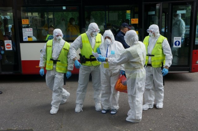 Kwarantanna 2015 Chorzów: Służby ćwiczyły na wypadek rozprzestrzenienia się wirusa ebola