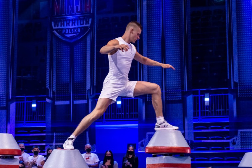 Oskar Rzymski wystąpi w finale programu Ninja Warrior Polska. Już niedługo zobaczymy go w telewizji Polsat  [Zdjęcia]