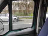 Na drodze S3 z samochodu BMW wypadł silnik! [ZOBACZCIE ZDJĘCIA] 