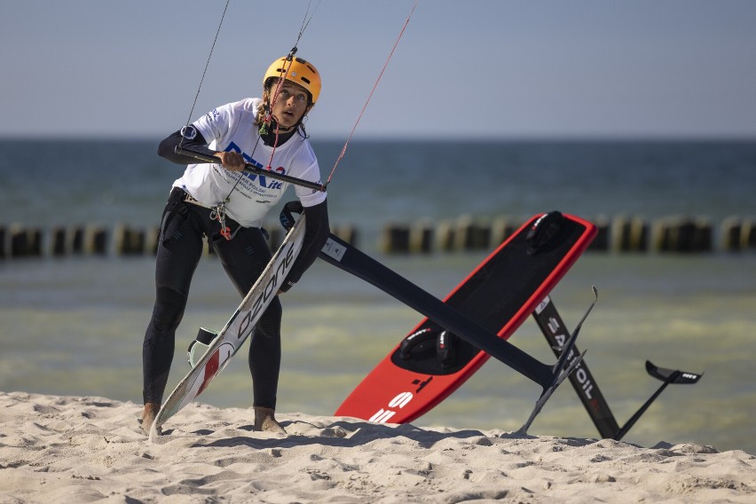 Rewa i Puck: w wakacje surferskie Mistrzostwa Polski i Puchar Polski. Xiaomi Kite Cup driven by Land Rover będzie płacił za każdy kilometr