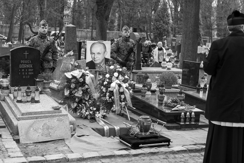 Bytom pożegnał doktora Jerzego Pieniążka. Lekarz spoczął na cmentarzu Mater Dolorosa