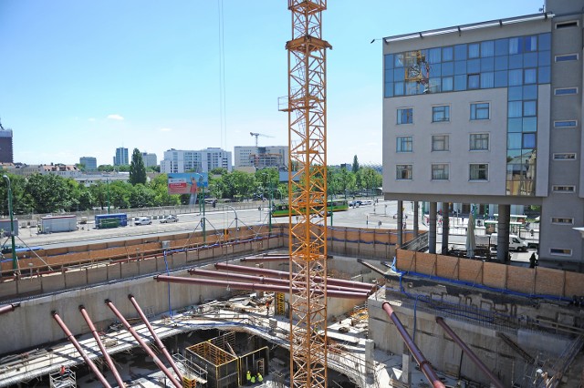 Budowa biurowca Bałtyk - zobacz, jak rośnie nowy budynek przy Rondzie Kaponiera