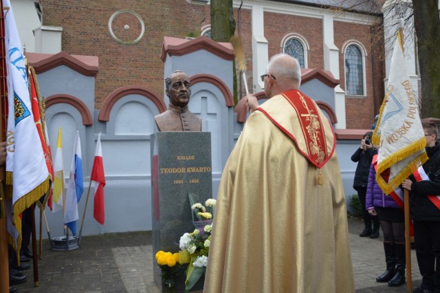 Bełchatów. Obchody 60. rocznicy śmierci ks. Teodora Kwarto