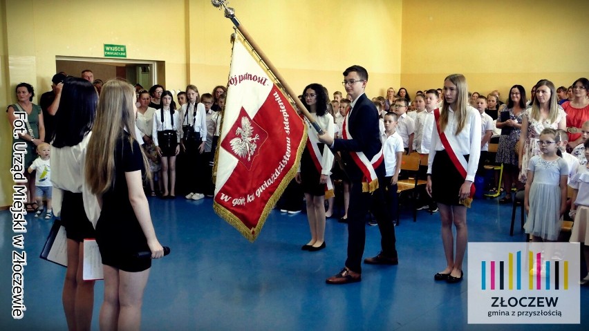 Dwie uroczystości na pożegnanie roku w Szkole Podstawowej w Złoczewie ZDJĘCIA