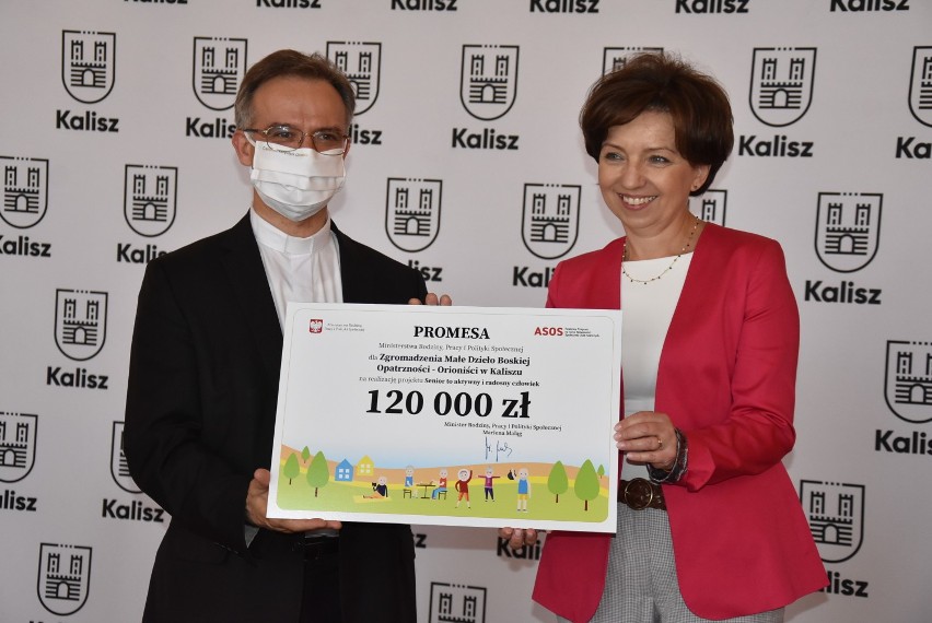 350 tysięcy złotych dla seniorów - minister Marlena Maląg z wizytą w Kaliszu ZDJĘCIA