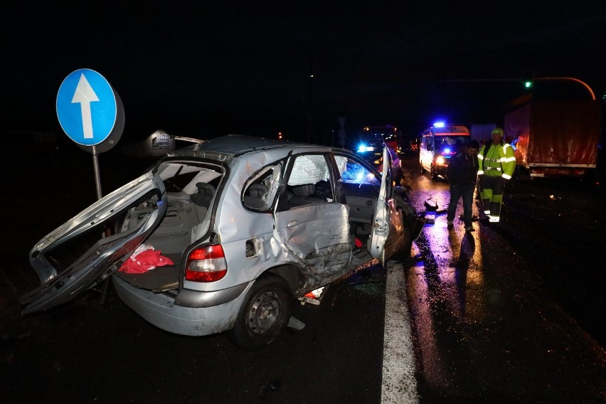 Mniej przestępstw, ale więcej zdarzeń drogowych - piotrkowska policja podsumowała 2019 rok